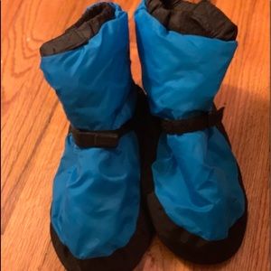 Bloch Warm Up Booties (Linna & Max)